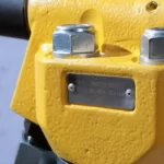 Martillo demoledor de Pavimento Kaeser KPB 60 Lbs Detalle tuercas y placa