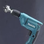 Taladro De Rotacion Makita de 3-8 Pulgadas 450W 6413 Vista 001