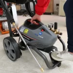 Hidrolavadora Blue Clean 2200psi 2500w 220v vista uso 2