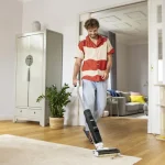 Fregadora Aspiradora Inalambrica 240mm 21.6v Karcher FCV 3 1.056-122.0 vista uso