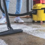 Aspiradora en Seco y Humedo 1000w 10lt WDL 1 Karcher 1.098-342.0 vista uso