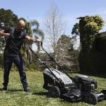 Cortacesped 56cm 224cc Toyama 7.5hp TLM560TRMS-75XP - en uso